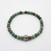 Bracciale elastico con diaspro verde ed elementi in Argento 925.