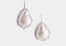 Orecchini di perle barocche ovali