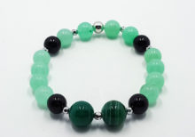 Bracciale elastico con agata verde striata ed onice