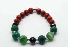 Bracciale elastico con agata verde striata madrepora ed onice